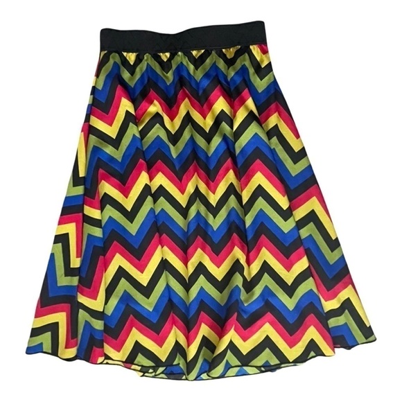 Lularoe Chevron Full A-Line Skirt Women’s Size Medium. - Picture 1 of 15